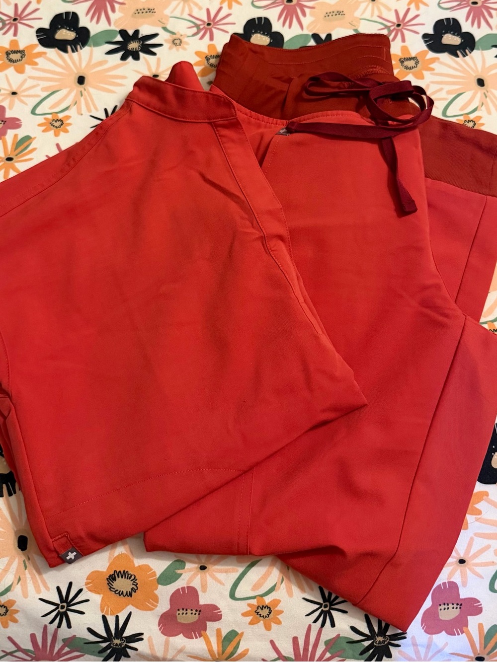 Figs Clay Rafaela XXS and Zamora joggers small petite